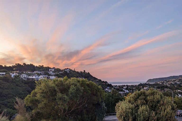 Photo of property in 71 Leeward Drive, Whitby, Porirua, 5024