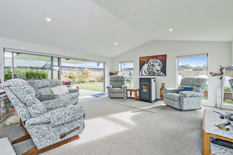 Photo of property in 45 Navy Loop, Rolleston, 7614