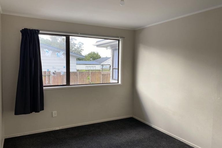 Photo of property in 18 Armada Drive, Ranui, Auckland, 0612