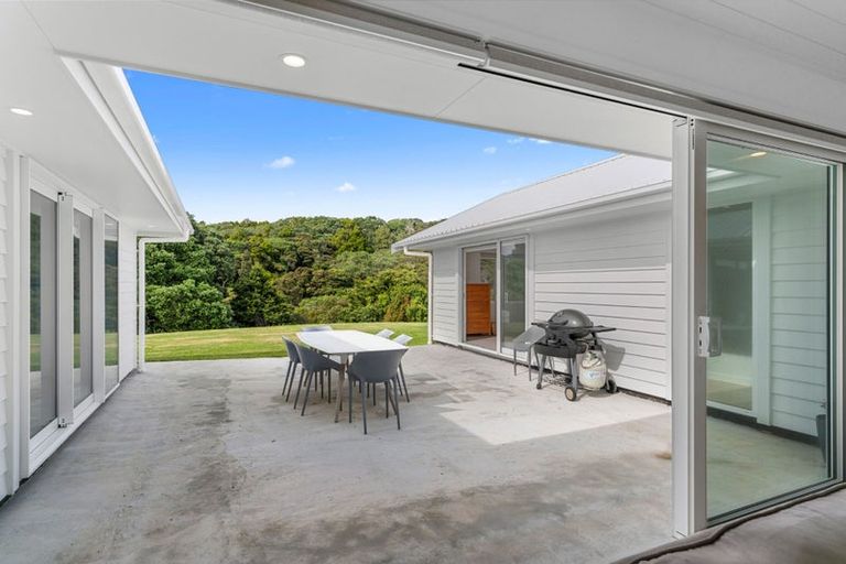 Photo of property in 24 Waterman Drive, Langs Beach, Waipu, 0582