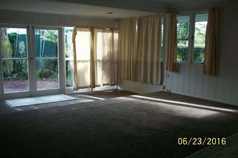 Photo of property in 53 Jaemont Avenue, Te Atatu South, Auckland, 0610