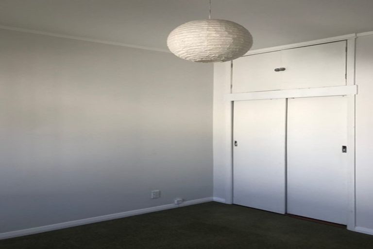 Photo of property in 52 Happy Valley Road, Owhiro Bay, Wellington, 6023