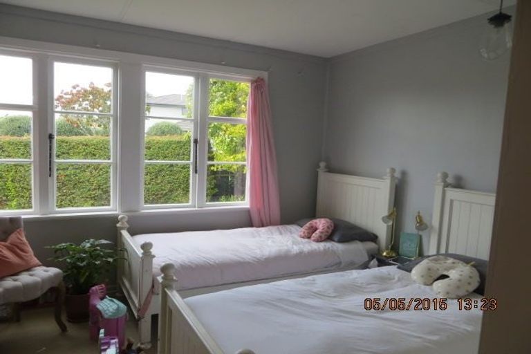 Photo of property in 77 Tahapa Crescent, Meadowbank, Auckland, 1072