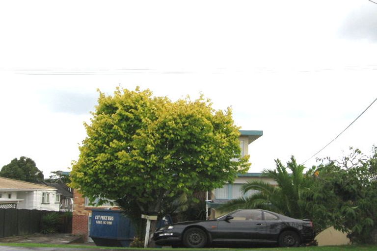 Photo of property in 91a Sylvan Avenue, Northcote, Auckland, 0627