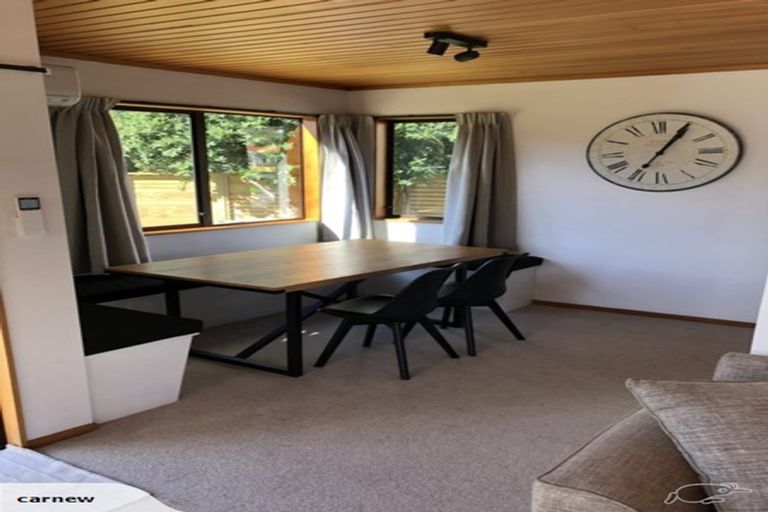 Photo of property in 38 Eruini Street, Waikanae Beach, Waikanae, 5036