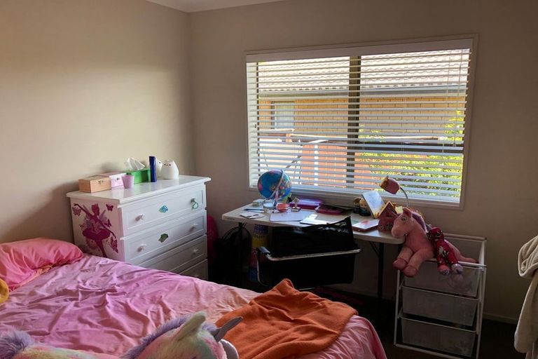 Photo of property in 1/168 Prince Regent Drive, Farm Cove, Auckland, 2012