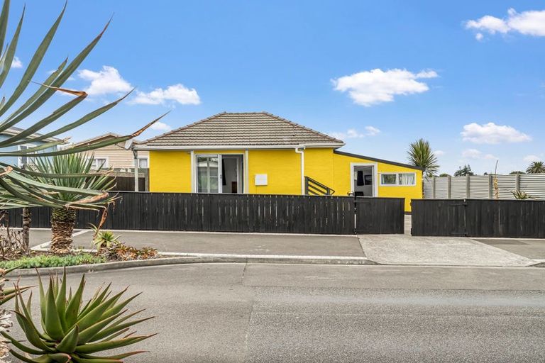 Photo of property in 31 Matai Street, Castlecliff, Whanganui, 4501