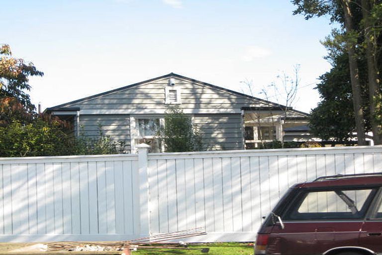 Photo of property in 43 Wai-iti Terrace, Burnside, Christchurch, 8052