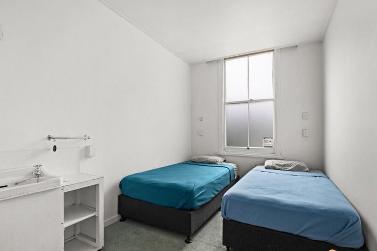 Photo of property in 1117 Karamu Road North, Mayfair, Hastings, 4122