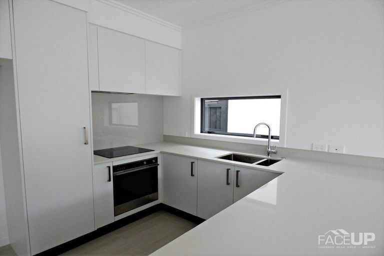 Photo of property in 24 Saltmarsh Road, Hobsonville, Auckland, 0616