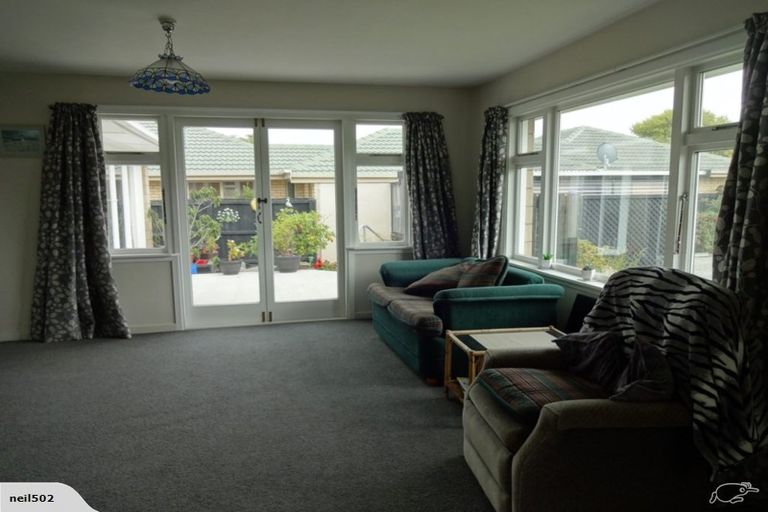 Photo of property in 186 Travis Road, New Brighton, Christchurch, 8083