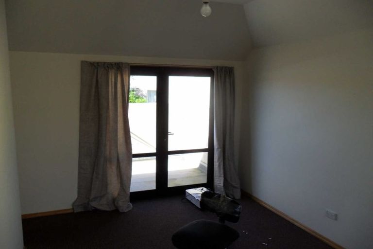 Photo of property in 7 Howe Street, North Dunedin, Dunedin, 9016