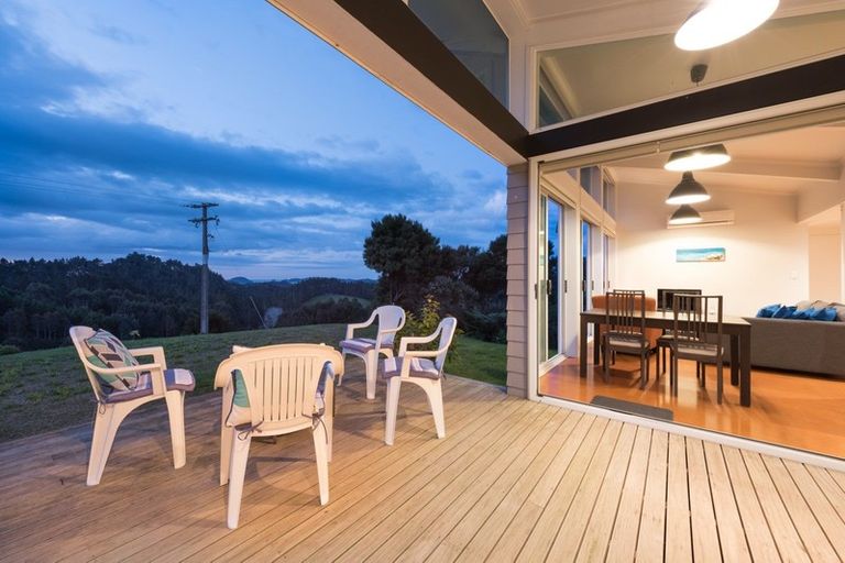 Photo of property in 190 Paroa Bay Road, Russell, 0272