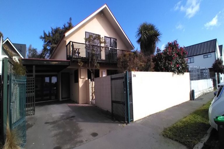 Photo of property in 204 Peterborough Street, Christchurch Central, Christchurch, 8013