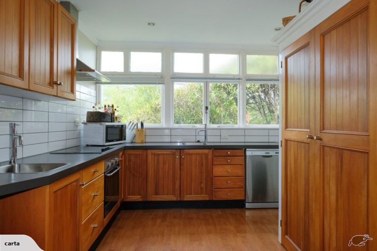 Photo of property in 1 Beach Street, Saint Clair, Dunedin, 9012