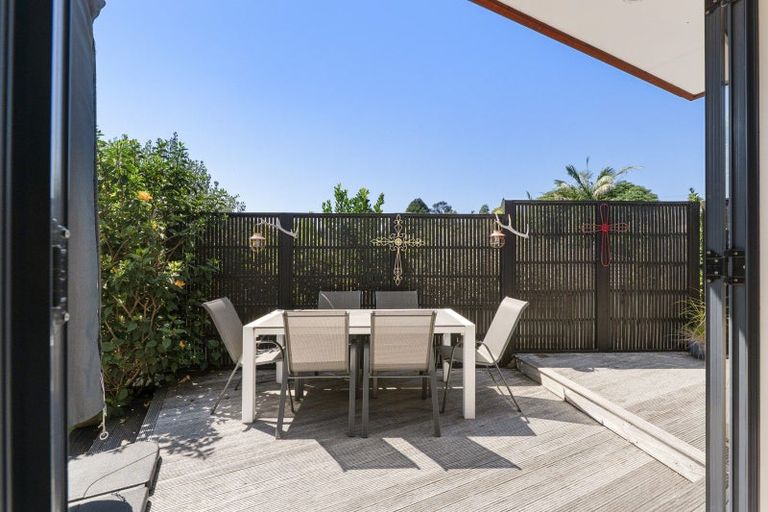 Photo of property in 39 Oteki Park Drive, Welcome Bay, Tauranga, 3112