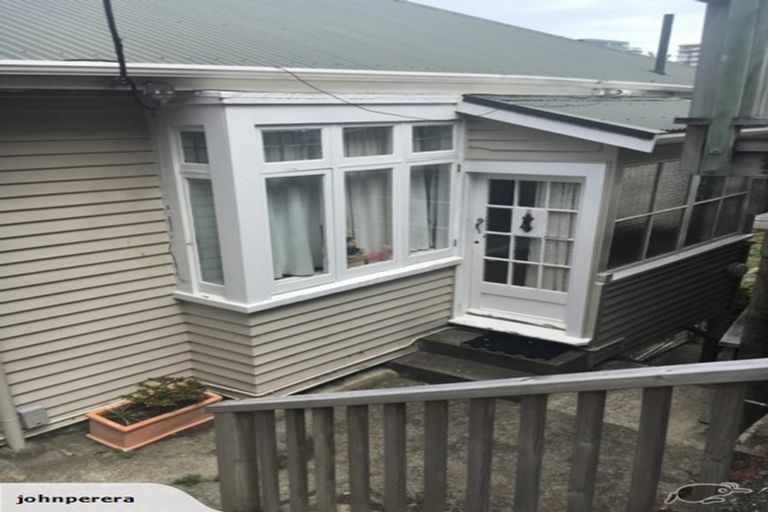 Photo of property in 1/17 Clifton Terrace, Kelburn, Wellington, 6012