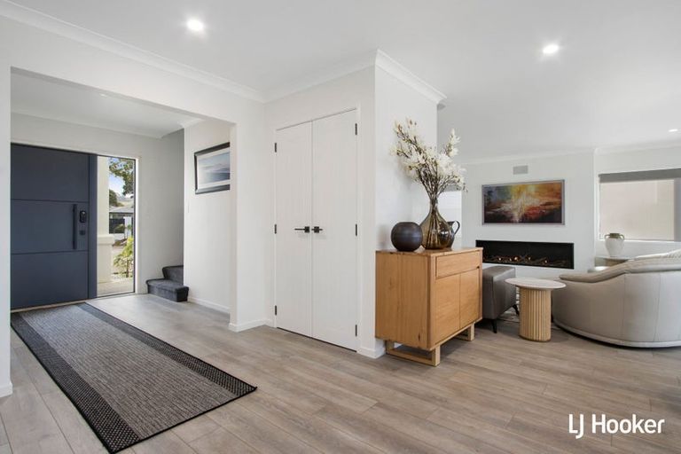 Photo of property in 33 The Crescent, Waihi Beach, 3611