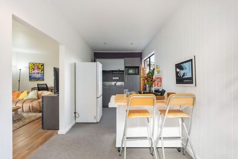 Photo of property in 820 Whangaparaoa Road, Manly, Whangaparaoa, 0930