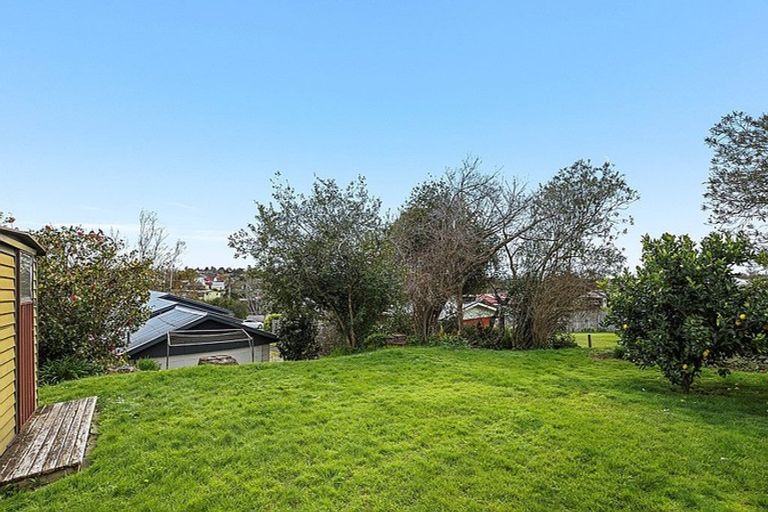 Photo of property in 12 Thomson Avenue, Dinsdale, Hamilton, 3204