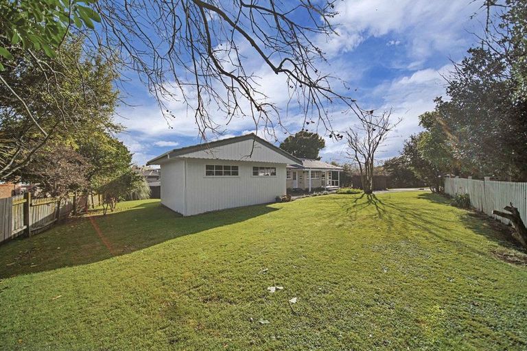 Photo of property in 25 Meachen Terrace, Waiuku, 2123