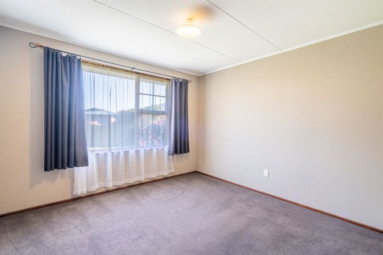 Photo of property in 25 Milford Street, Heidelberg, Invercargill, 9812