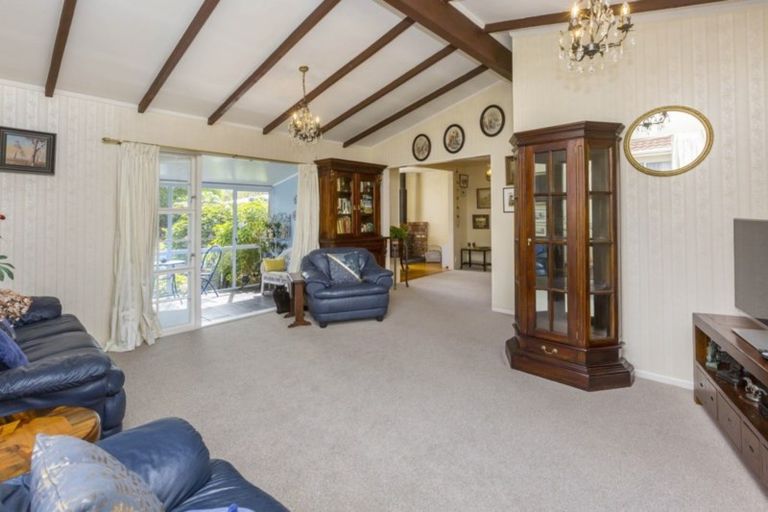 Photo of property in 88 Pasadena Crescent, Totara Park, Upper Hutt, 5018