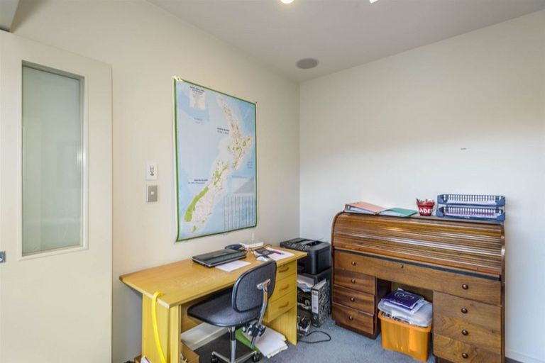 Photo of property in 15 Foresters Crescent, Parklands, Christchurch, 8083