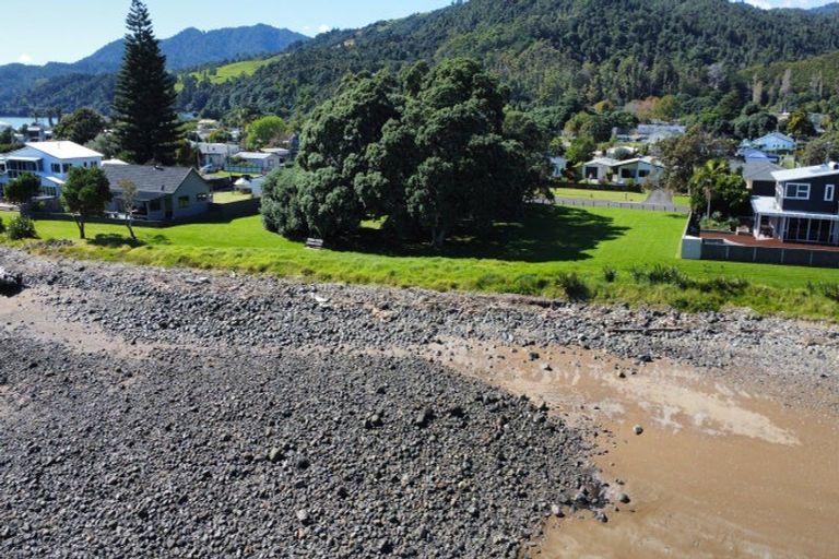 Photo of property in 8 Seaview Avenue, Te Puru, Thames, 3575
