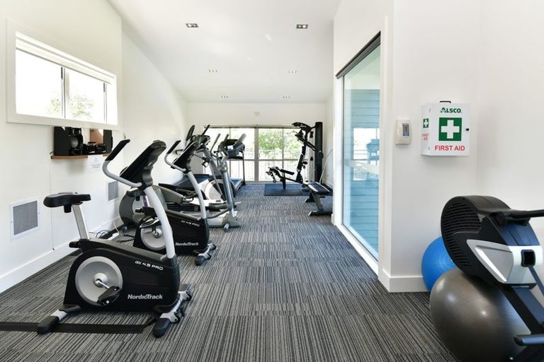 Photo of property in 2 Parkside Drive, Orewa, 0931