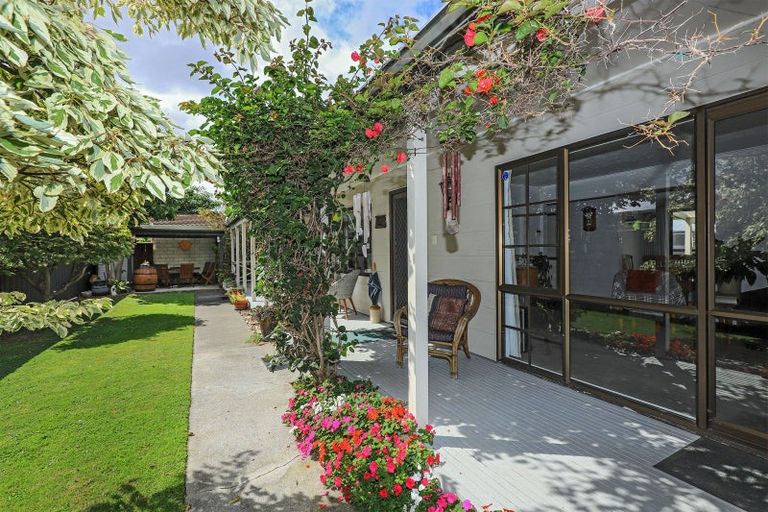 Photo of property in 1/64 Guppy Road, Greenmeadows, Napier, 4112