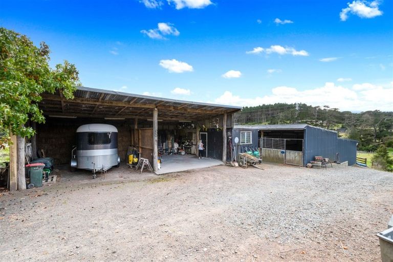 Photo of property in 58 Burns Lane, Kumeu, 0892