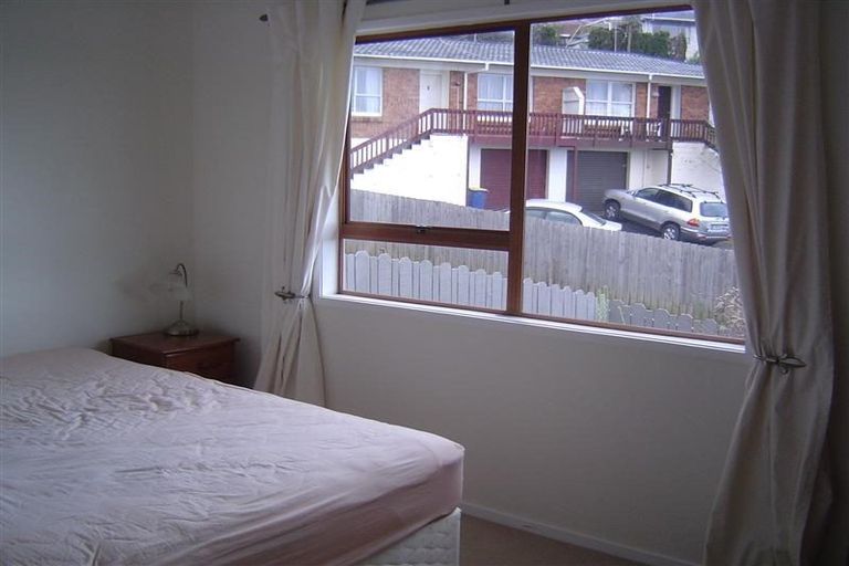Photo of property in 28 King Richard Place, Browns Bay, Auckland, 0630