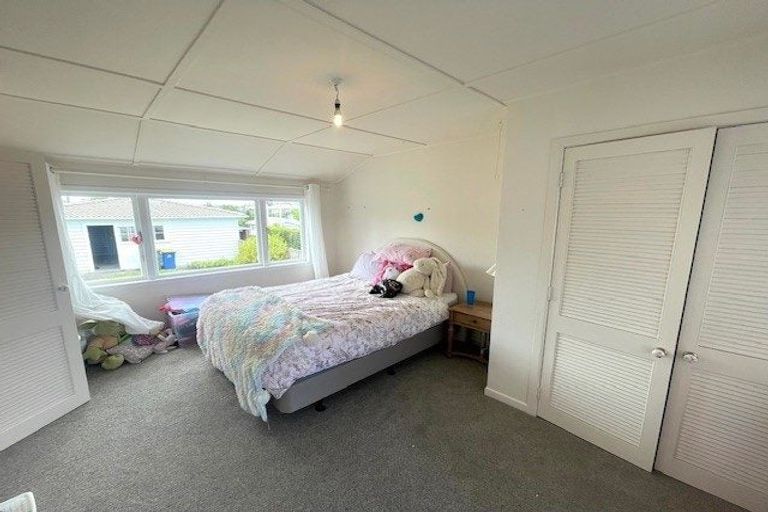 Photo of property in 63a Castor Road, Castor Bay, Auckland, 0620