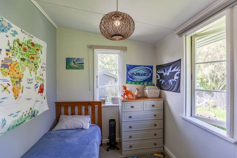 Photo of property in 13 Harker Street, Waipawa, 4210