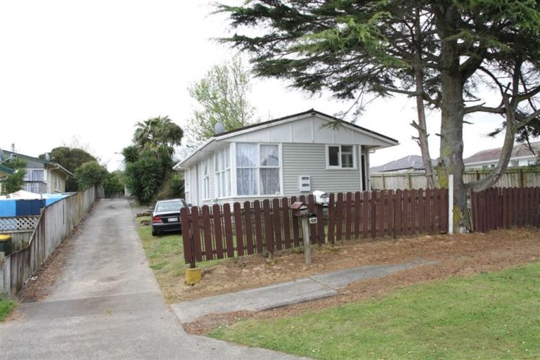 Photo of property in 10 Lane Road, Weymouth, Auckland, 2103