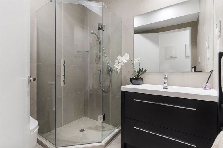 Photo of property in 4 Moki Place, Long Bay, Auckland, 0630