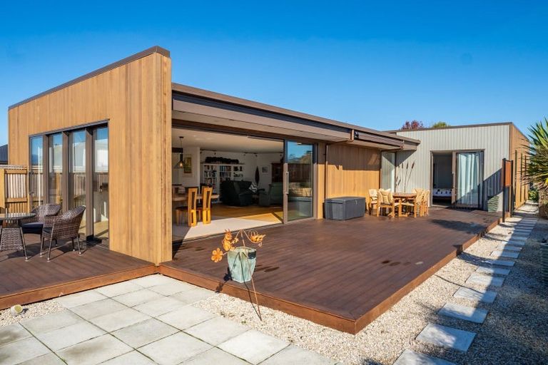 Photo of property in 8 Hari Way, Mapua, 7005