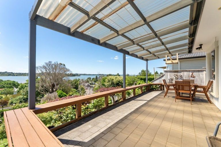 Photo of property in 14 Lorrigan Way, Welcome Bay, Tauranga, 3112