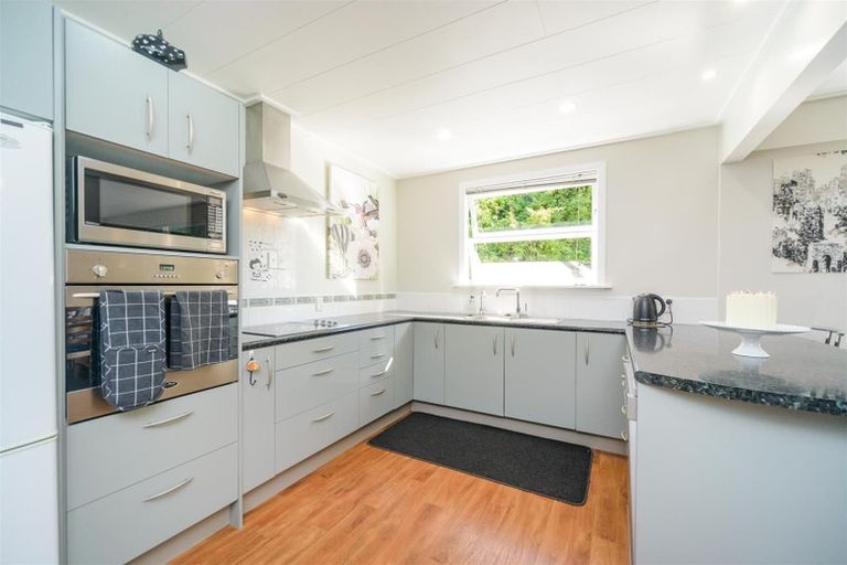 Photo of property in 4 Hunia Street, Marton, 4710