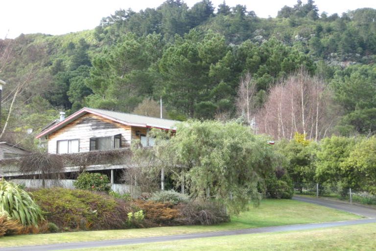 Photo of property in 18 Boojum Dell, Kinloch, Taupo, 3377