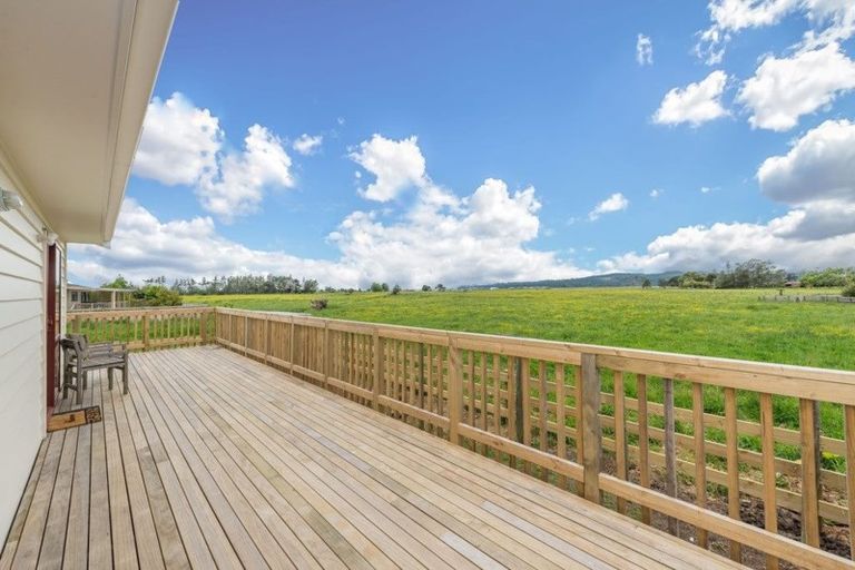 Photo of property in 200 Parkhurst Road, Parakai, 0830