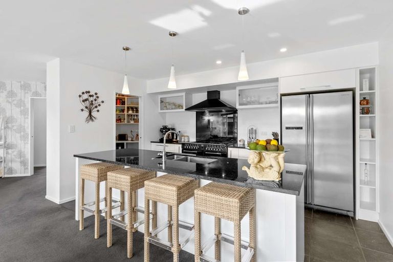 Photo of property in 32 Sutherland Drive, Kaiapoi, 7630