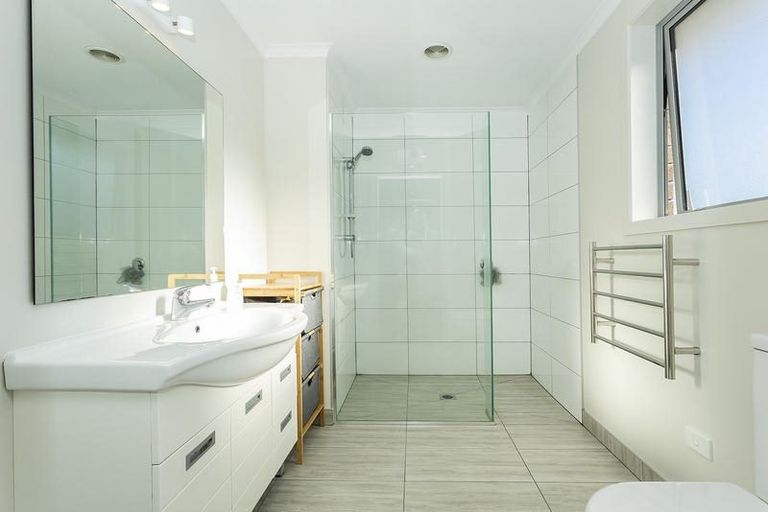 Photo of property in 4a Henderson Street, Mornington, Dunedin, 9011