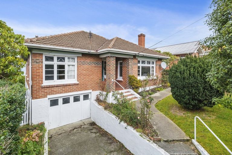 Photo of property in 79 Middleton Road, Kew, Dunedin, 9012