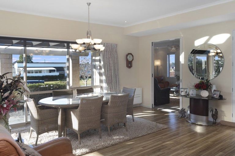 Photo of property in 48 Rotherham Drive, West Melton, 7618