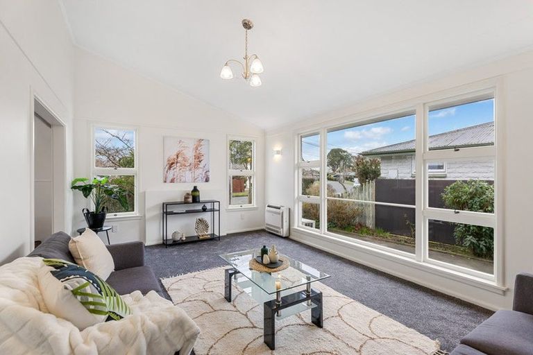 Photo of property in 43 Stackhouse Avenue, Bishopdale, Christchurch, 8053
