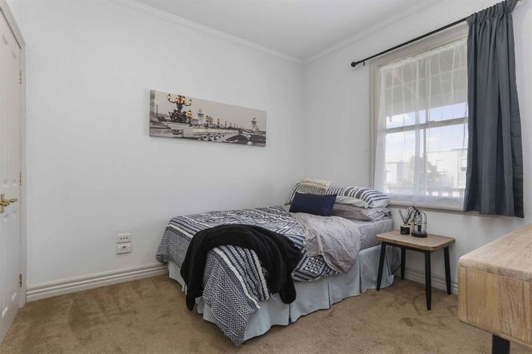 Photo of property in 2/6 Georgia Terrace, Albany, Auckland, 0632