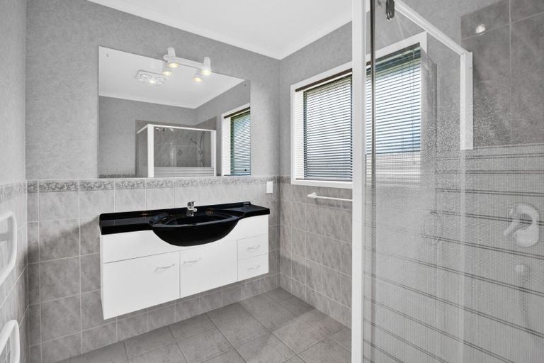 Photo of property in 23 Brown Street, Inglewood, 4330