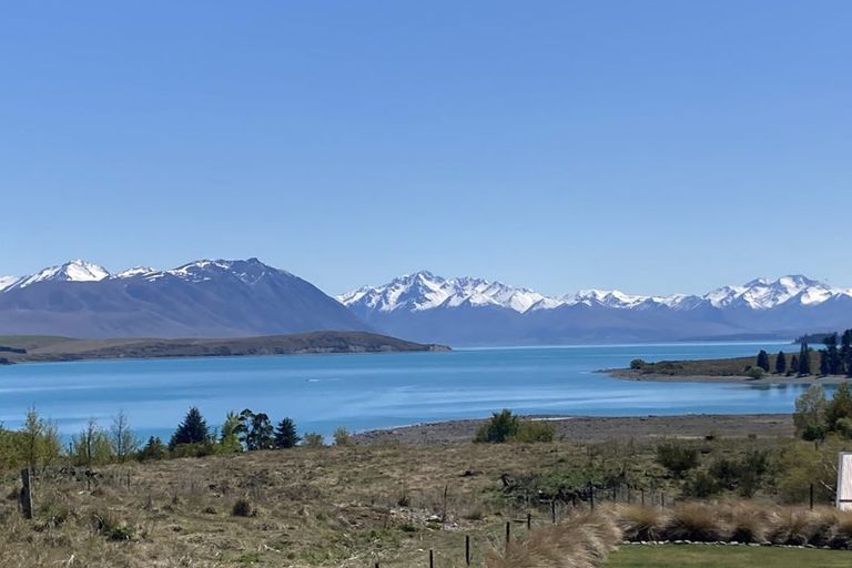 Photo of property in 28 Mistake Drive, Lake Tekapo, 7999